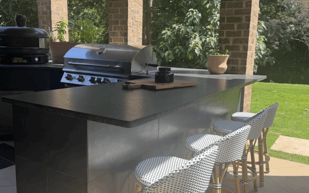 Black Pearl Leathered Granite Outdoor kitchen